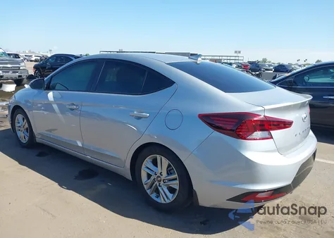 2020 Hyundai Elantra Sel z USA, uszkodzony, nr VIN KMHD84LF8LU105959